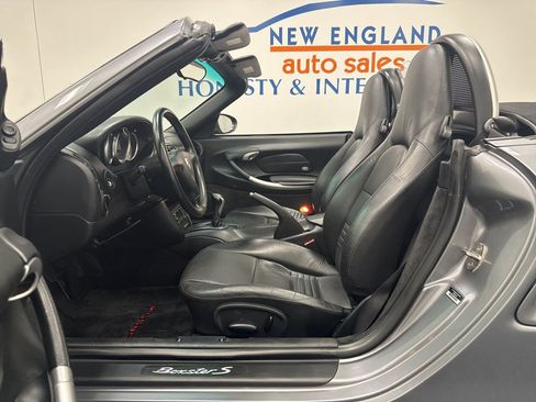 Used 2002 Porsche Boxster S RWD image 11