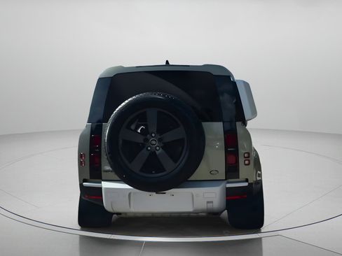 Used 2020 Land Rover Defender 110 HSE image 25