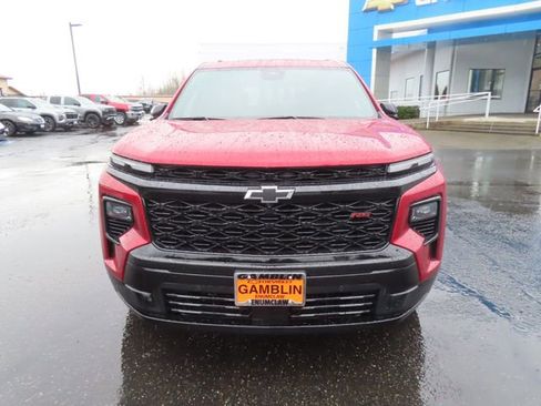 Used 2025 Chevrolet Traverse RS w/ LPO, Floor Liner Package image 2