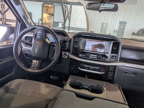 Used 2023 Ford F150 XLT image 14