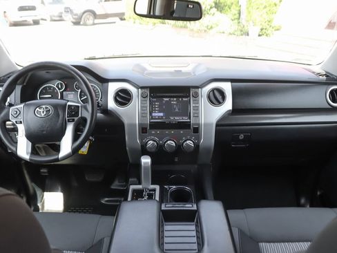 Used 2015 Toyota Tundra SR5 w/ SR5 Upgrade Package RWD image 25