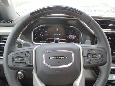 New 2026 GMC Sierra 1500 Denali AWD/4WD image 21