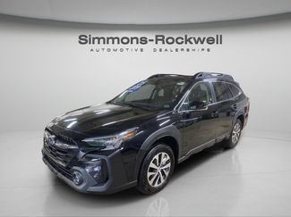 Used 2025 Subaru Outback Premium AWD/4WD video 1