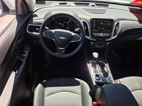 Used 2024 Chevrolet Equinox Premier FWD image 12