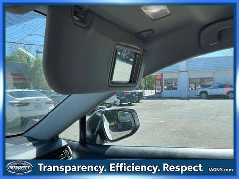 Certified 2025 Toyota RAV4 LE AWD/4WD image 31