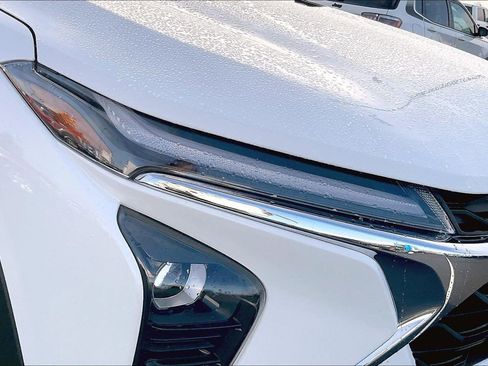 Certified 2025 Chevrolet Trax LT w/ LT Convenience Package image 26