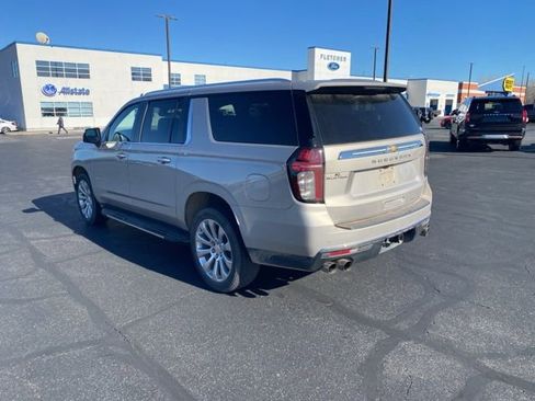 Used 2021 Chevrolet Suburban Premier w/ Premium Package image 3