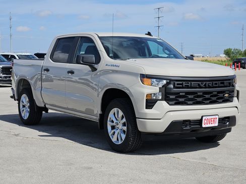 New 2026 Chevrolet Silverado 1500 Custom RWD image 2