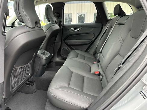 Certified 2025 Volvo XC60 B5 Plus AWD/4WD image 16