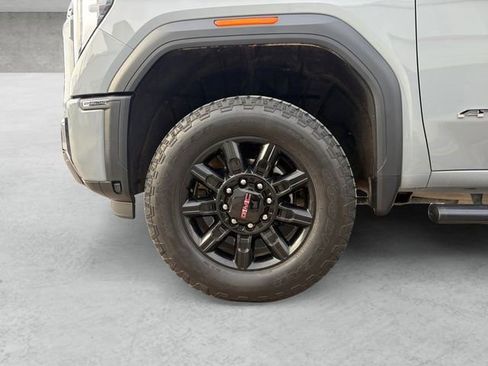 Certified 2025 GMC Sierra 2500 AT4 AWD/4WD image 19