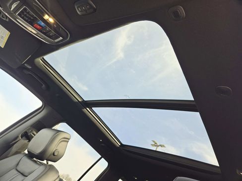 New 2026 Jeep Grand Wagoneer Limited AWD/4WD image 9