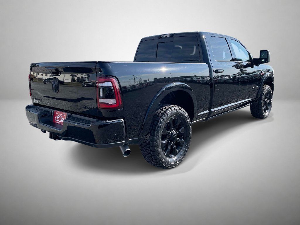 Used 2024 RAM 2500 Limited AWD/4WD image 3