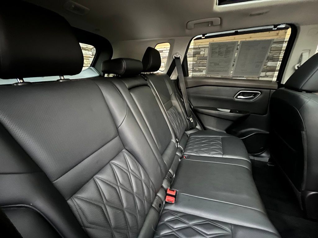Used 2021 Nissan Rogue Platinum AWD/4WD image 50