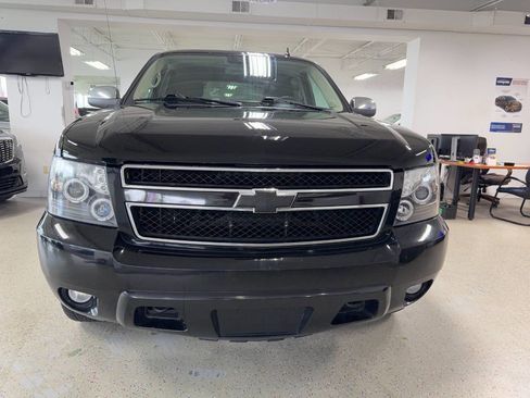 Used 2012 Chevrolet Avalanche LT AWD/4WD image 4