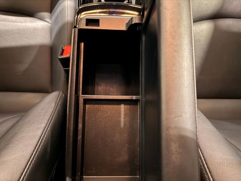 Used 2017 Toyota Prius Four w/ Premium Convenience Package image 31