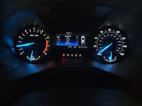 Used 2017 Ford Edge SE FWD image 23