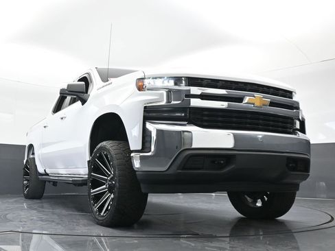 Used 2020 Chevrolet Silverado 1500 LT w/ All-Star Edition image 44