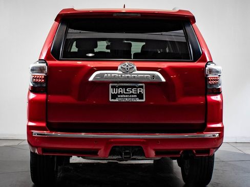 Used 2018 Toyota 4Runner Limited image 10