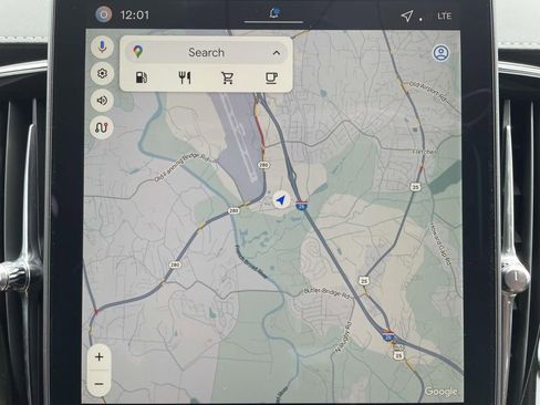 New 2026 Volvo XC60 B5 Plus w/ Protection Package Premier image 20