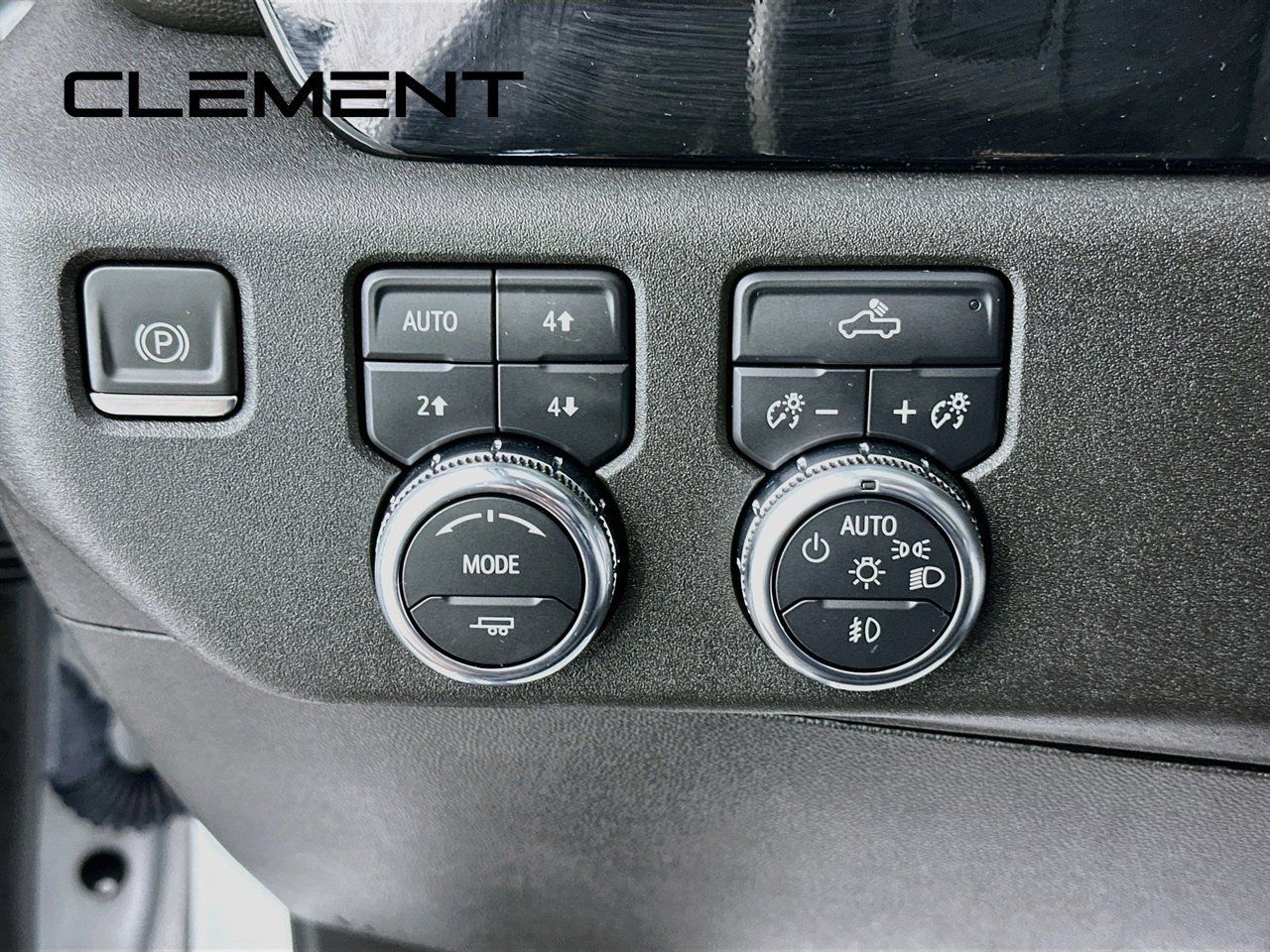 Used 2023 GMC Sierra 1500 Elevation AWD/4WD image 14