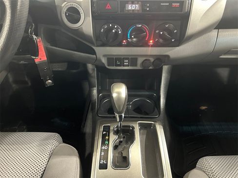 Used 2014 Toyota Tacoma 4x4 Double Cab image 15