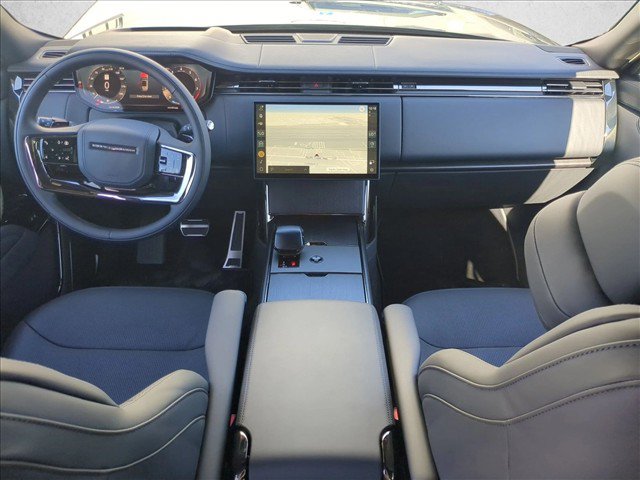 New 2026 Land Rover Range Rover SV AWD/4WD image 15