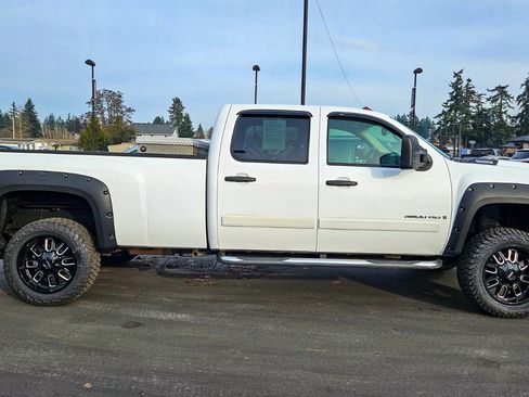 Used 2007 Chevrolet Silverado 3500 LT w/ 1LT Audio Package AWD/4WD image 7