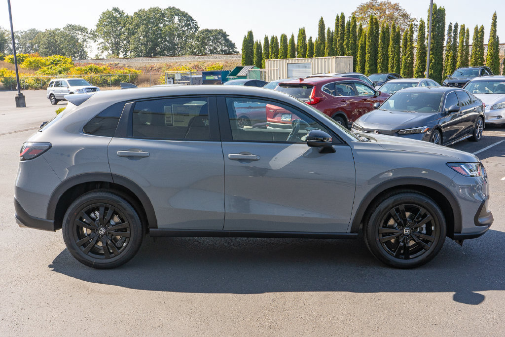 New 2027 Honda HR-V Sport image 5