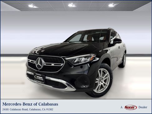 Used 2023 Mercedes-Benz GLC 300 image 1