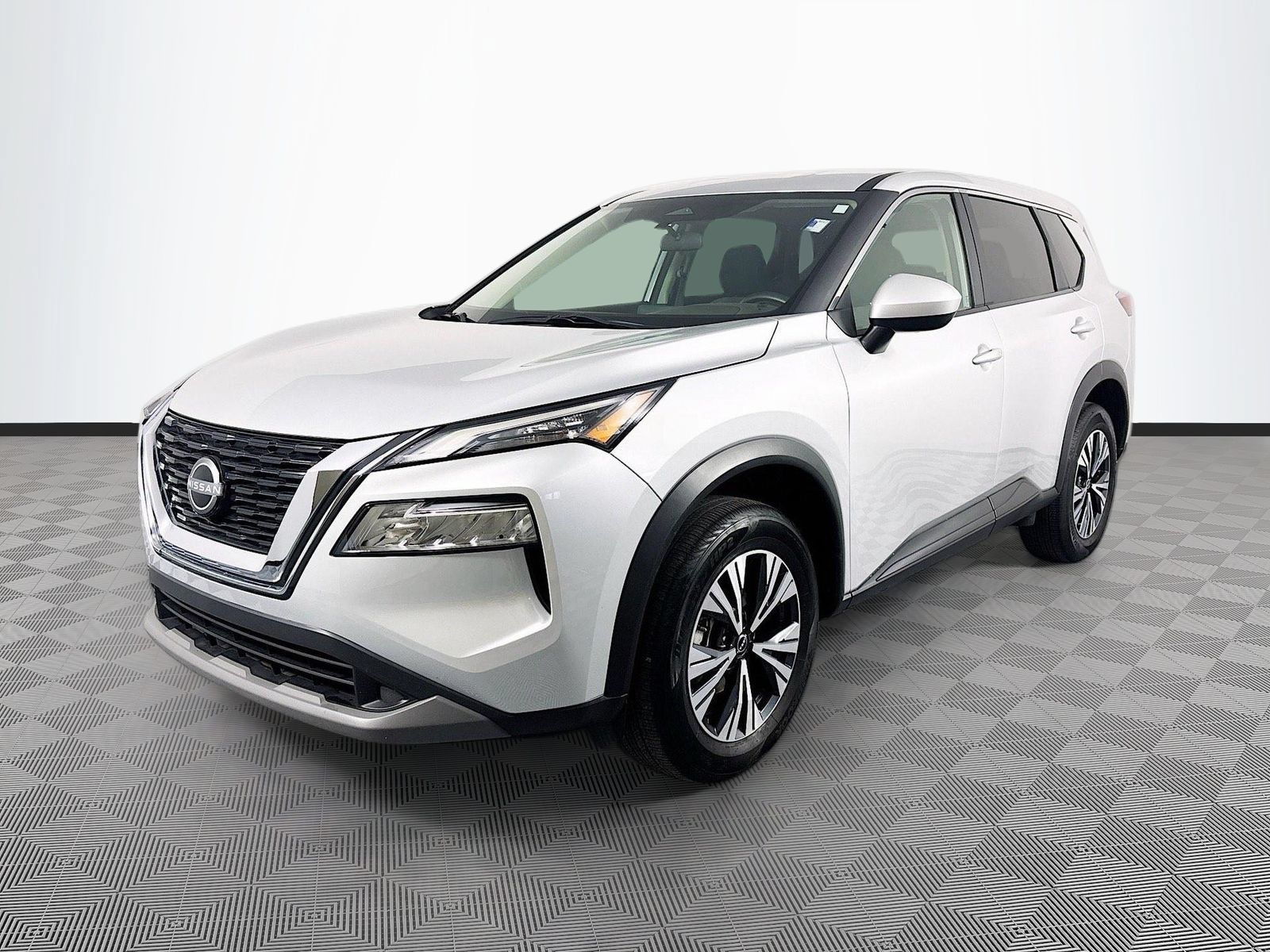 Used 2023 Nissan Rogue SV AWD/4WD image 3