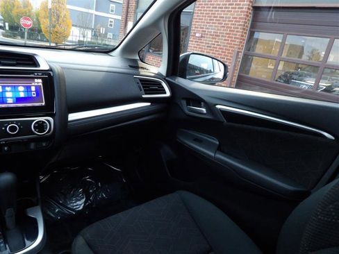 Used 2016 Honda Fit EX image 15