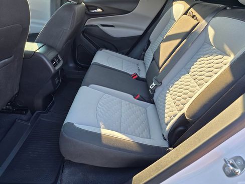 Used 2020 Chevrolet Equinox LT FWD image 12