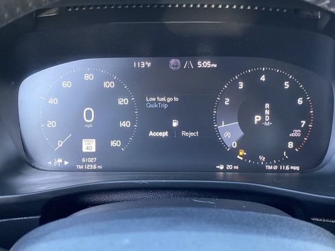 Used 2019 Volvo XC40 T4 Inscription FWD image 32