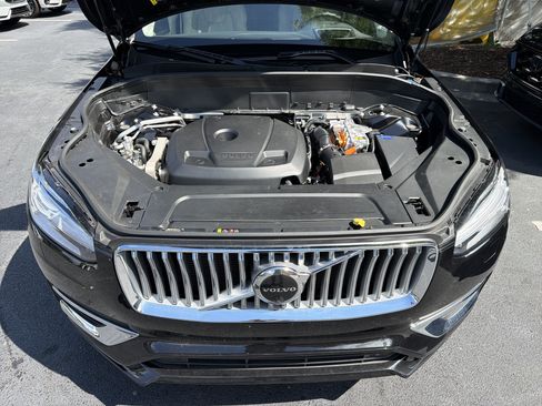Certified 2024 Volvo XC90 T8 Ultimate w/ Protection Package Premier AWD/4WD image 36