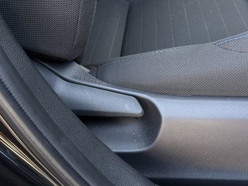 Used 2022 Toyota Corolla SE FWD image 27