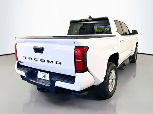 Used 2025 Toyota Tacoma SR5 image 5