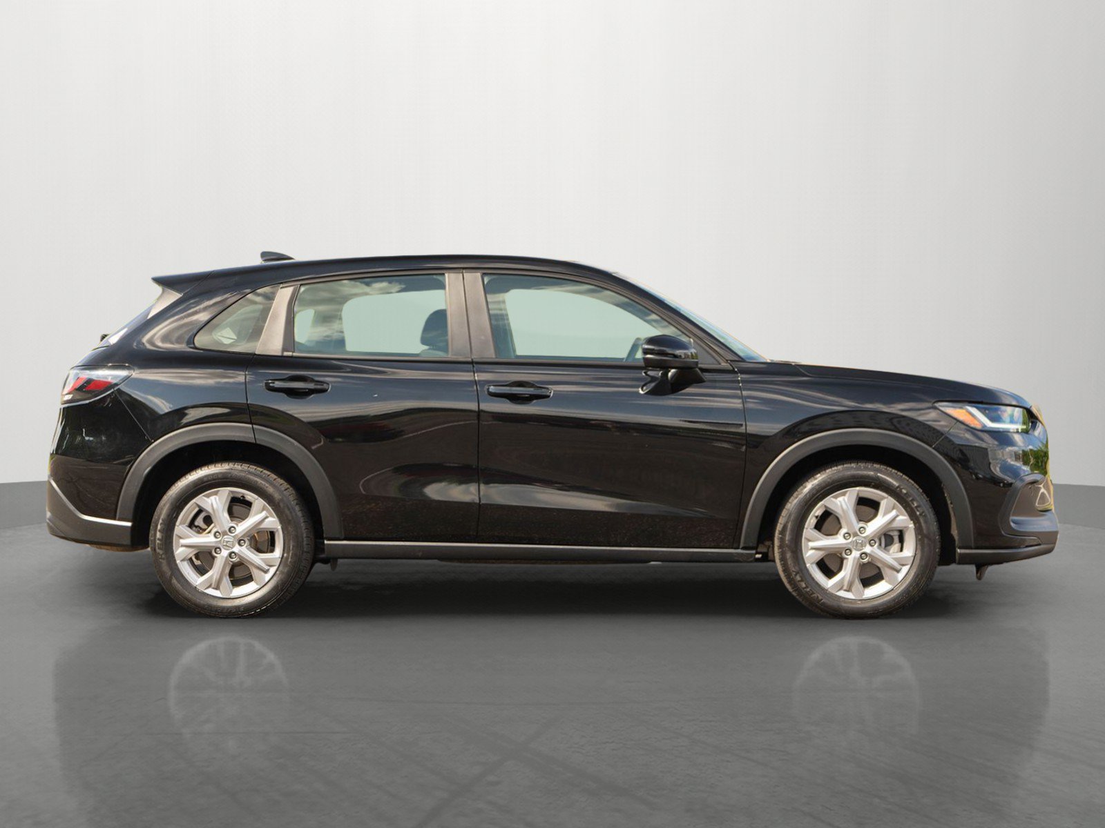Used 2023 Honda HR-V LX image 8