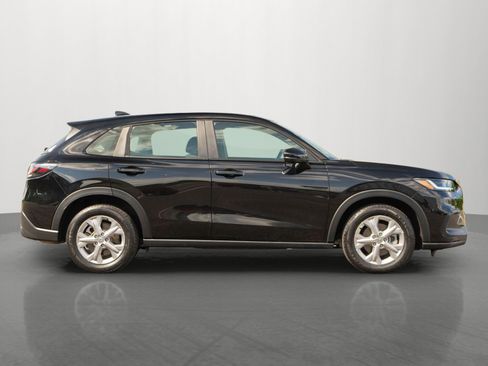 Used 2023 Honda HR-V LX image 8