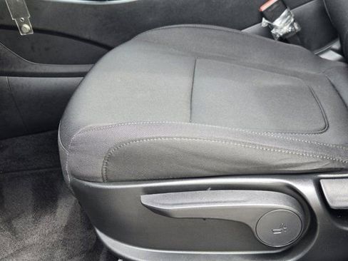 Certified 2023 Hyundai Tucson SE FWD image 25
