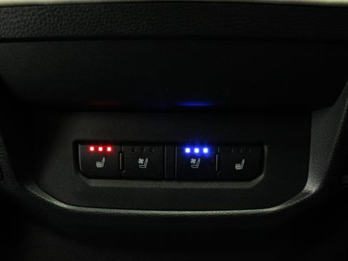 Used 2023 Toyota Tundra Capstone AWD/4WD image 33