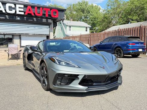 Used 2022 Chevrolet Corvette Stingray Premium Conv w/ Z51 Performance Package RWD image 4