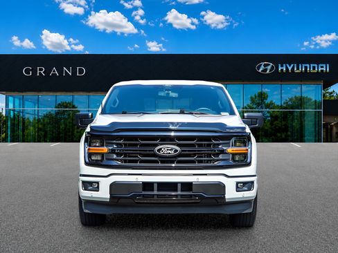 Used 2024 Ford F150 XLT w/ Equipment Group 302A MID RWD image 9