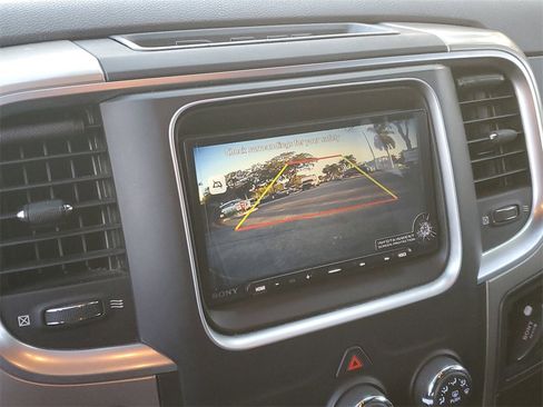 Used 2014 RAM 1500 Classic SLT image 27