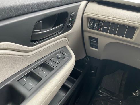 New 2026 Honda Odyssey EX-L image 16