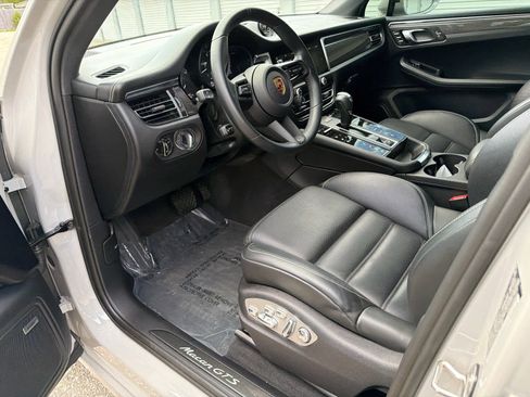 Certified 2023 Porsche Macan GTS AWD/4WD image 9