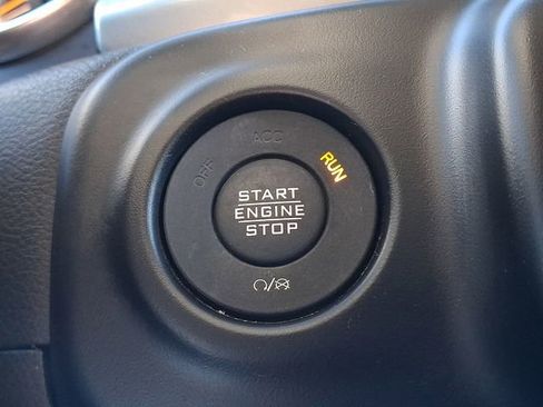 Used 2023 Jeep Wrangler Unlimited Sahara w/ Cold Weather Group AWD/4WD image 25