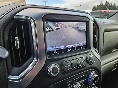 Used 2022 GMC Sierra 1500 SLT w/ SLT Convenience Package image 24