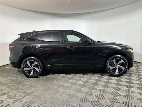 New 2026 Jaguar F-PACE R-Dynamic S image 4