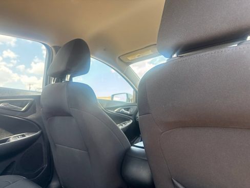 Used 2025 Chevrolet Malibu LS FWD image 29