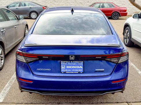 Used 2023 Honda Accord Sport image 17